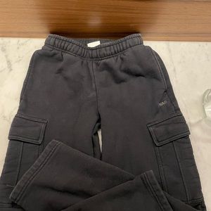 Aritzia cargo sweats mega (soft black) SIZE: 2XS